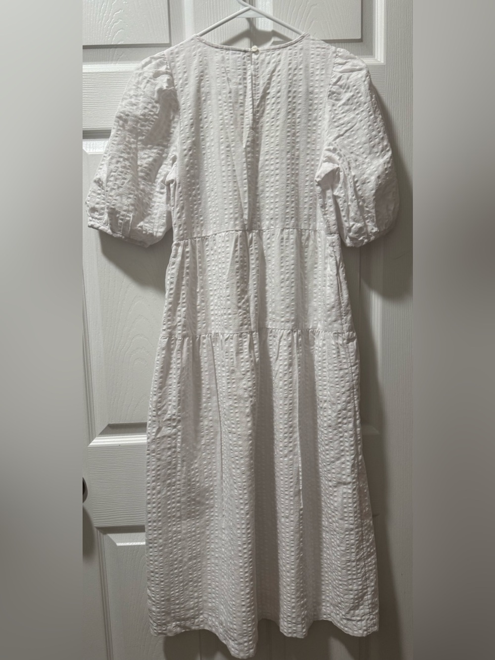 Old Navy White Cottagecore Textured Puff-Sleeve Dress - Picture 4 of 4